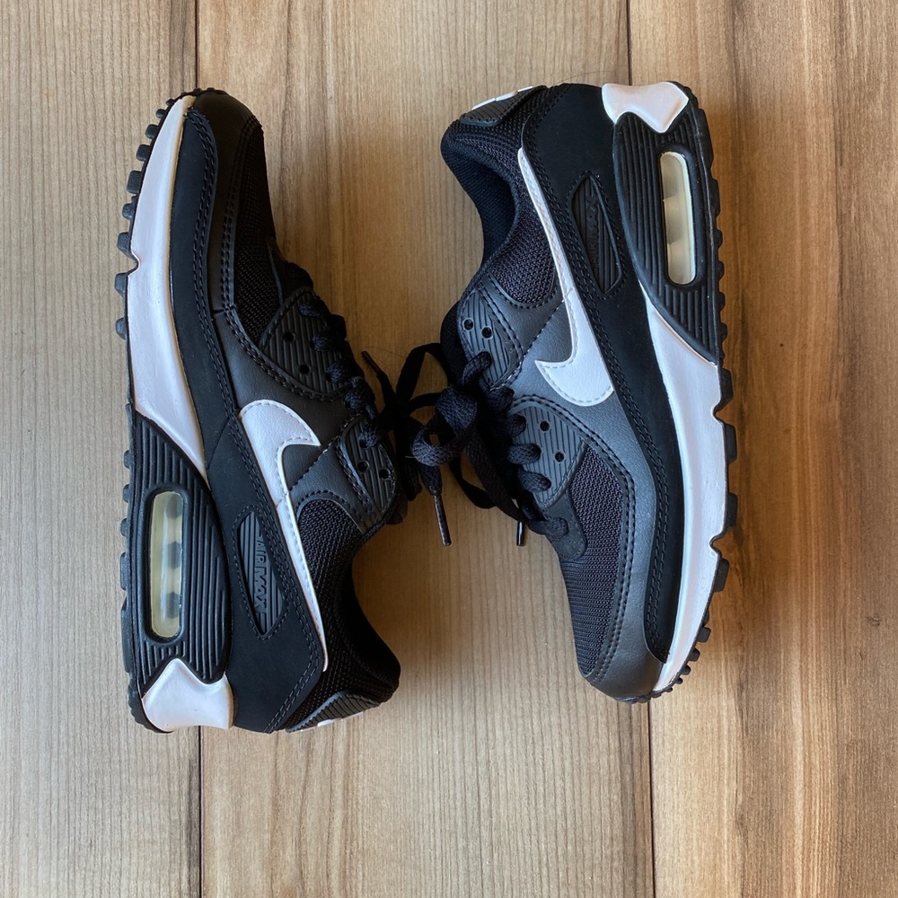 Women’s Nike AirMax